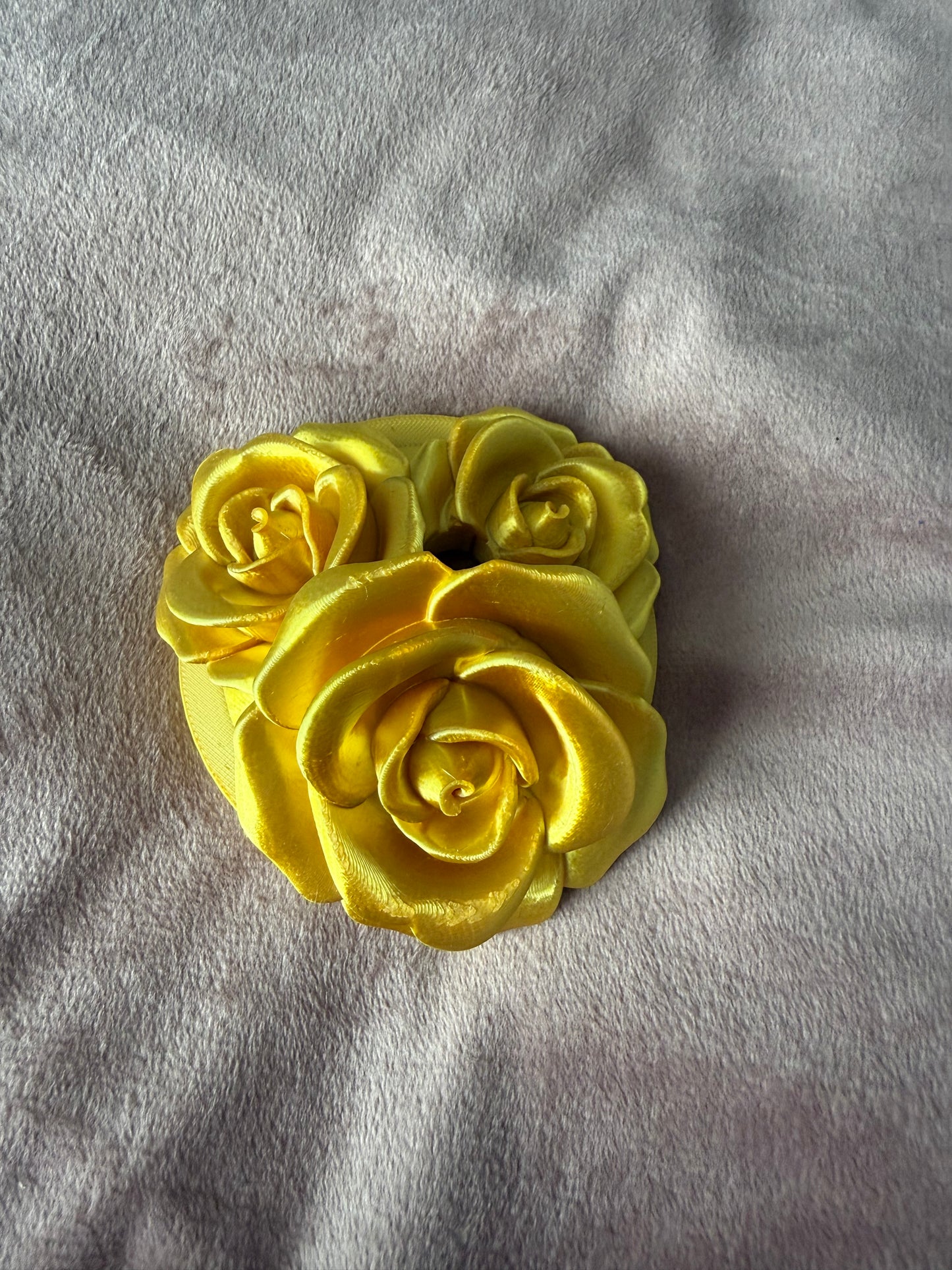 Triple Rose Lid Topper